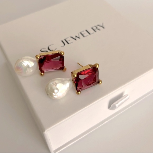 Handcrafted Real Pearl Designer Earrings Luxury Jewelry - Picture 2 of 8